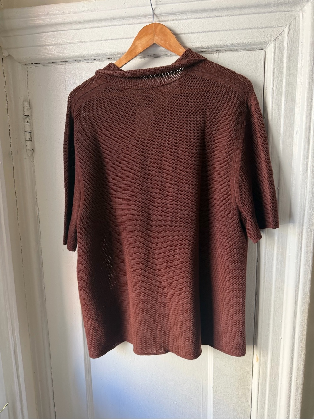 H&M Men's Textured Chocolate Brown Polo - Picture 5 of 5